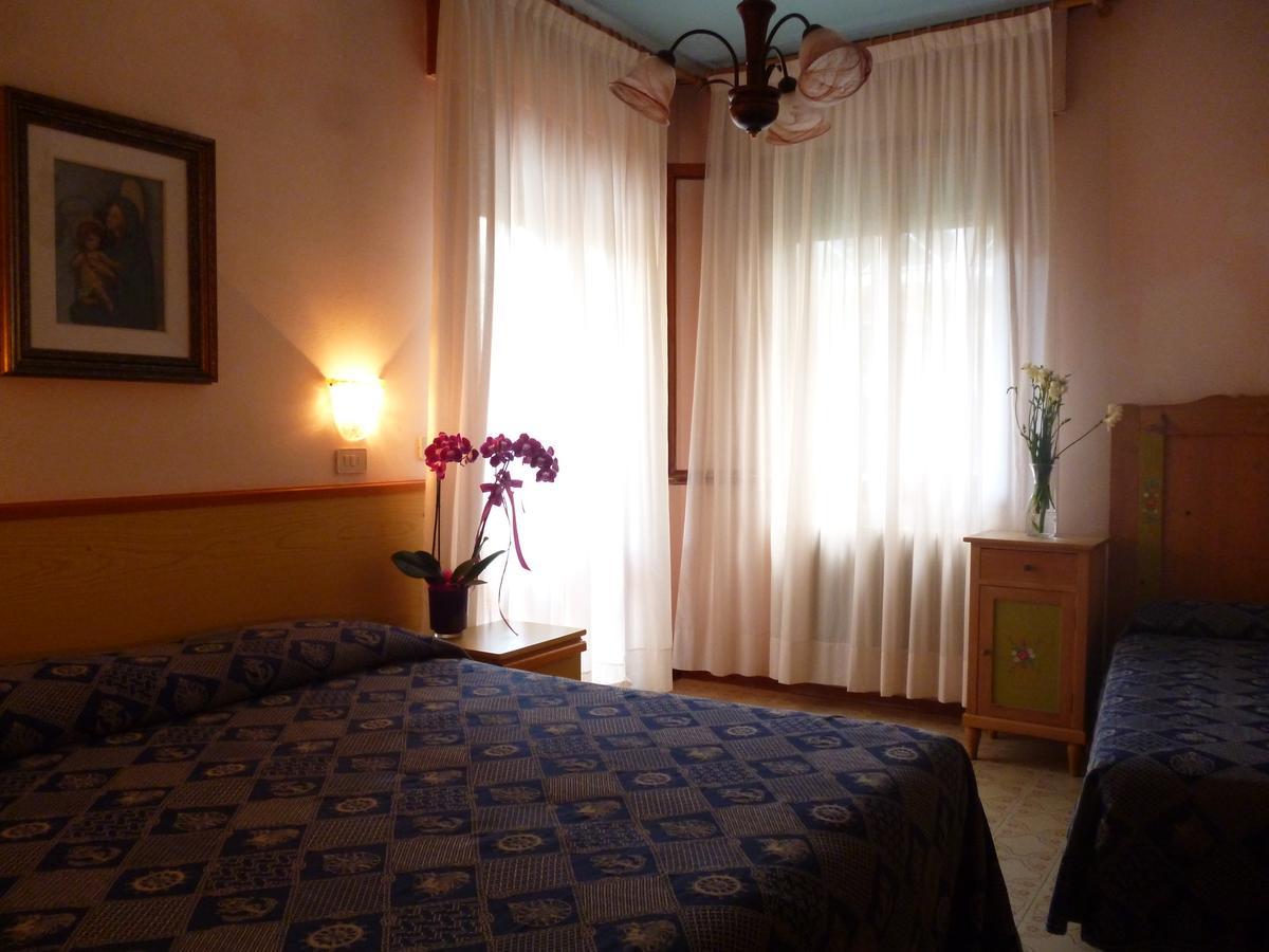 Albergo Da Stefano Eraclea Extérieur photo